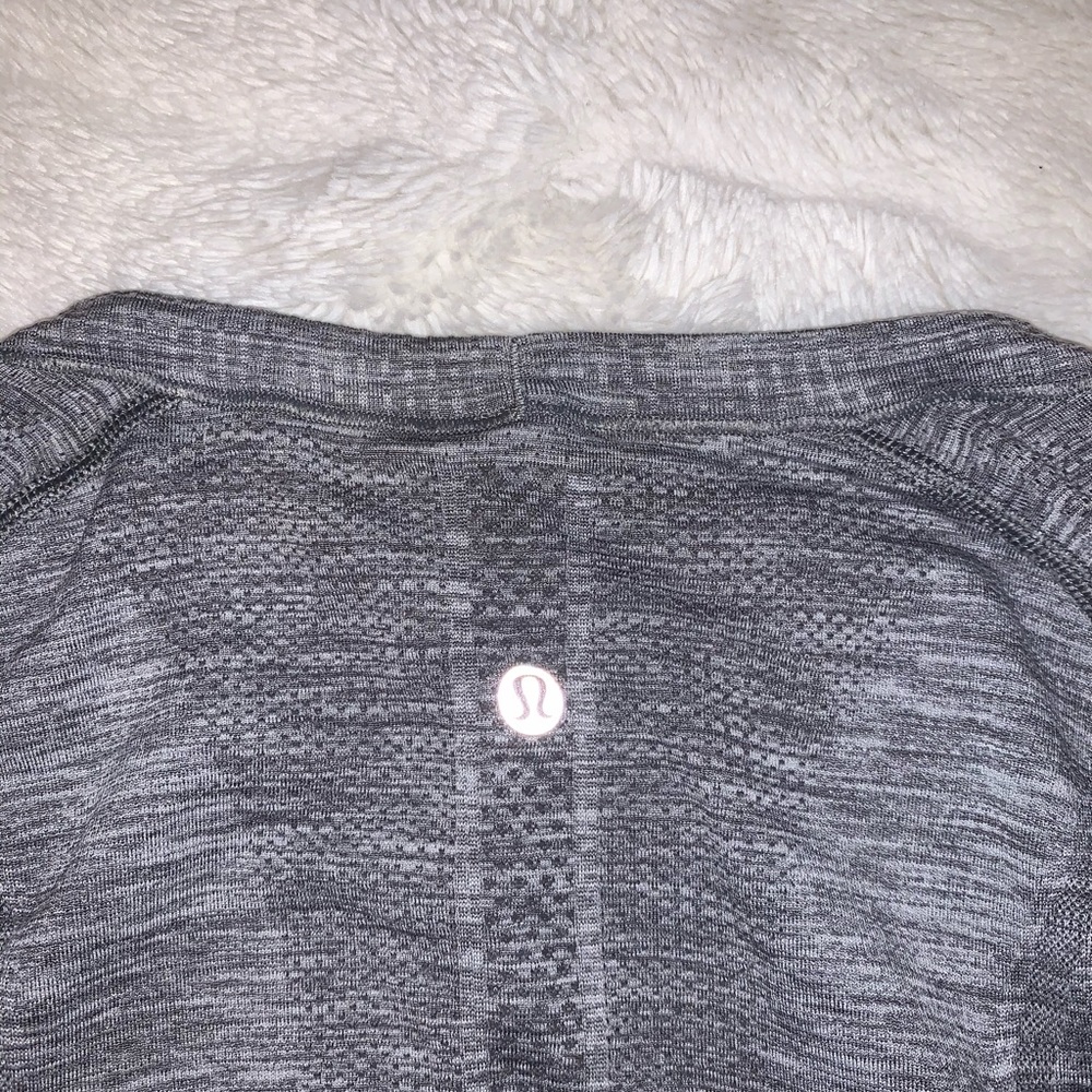 Lululemon Swiftly Tech Long Sleeve